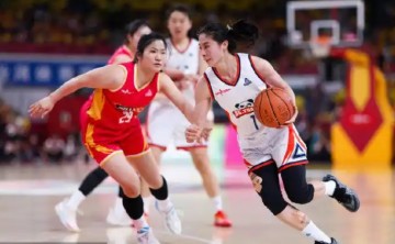 半岛体育-单外援逆转山西，夺得WCBA冠军，四川女篮能拿多少奖金？|山西女篮|WCBA总决赛|比赛|球队|坎贝奇_新浪体育_新浪新闻